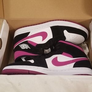 jordan 1 mid cactus flower
